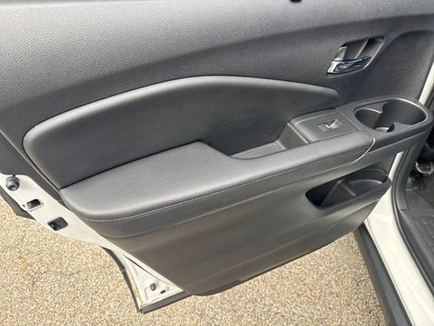 Certified 2019 Honda Passport Touring image 15