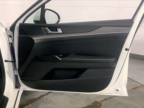 Used 2025 Kia K5 LXS FWD image 25