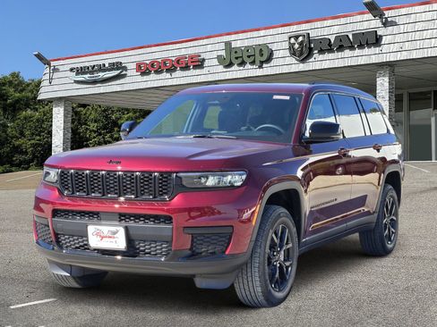 New 2025 Jeep Grand Cherokee L Altitude image 2