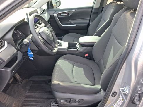 Used 2024 Toyota RAV4 XLE w/ Convenience Package FWD image 12