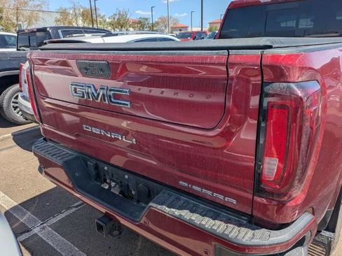 Used 2022 GMC Sierra 3500 Denali w/ Denali Ultimate Package AWD/4WD image 3