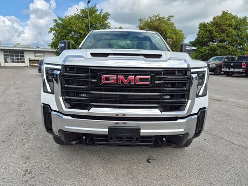 Used 2025 GMC Sierra 3500 Pro RWD image 2