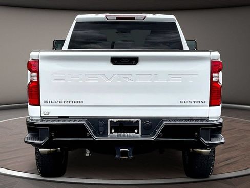 Used 2024 Chevrolet Silverado 2500 Custom w/ Custom Value Package AWD/4WD image 6