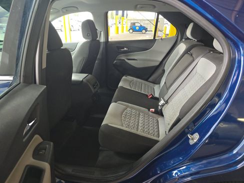 Used 2022 Chevrolet Equinox LT FWD image 17