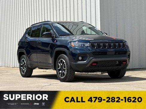 New 2026 Jeep Compass Trailhawk AWD/4WD image 1