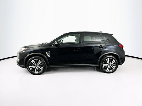 Used 2025 Mitsubishi Outlander Sport SE AWD/4WD image 4
