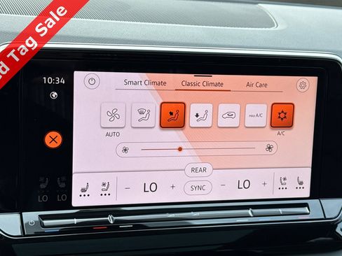 New 2025 Volkswagen Atlas Peak Edition SE image 19