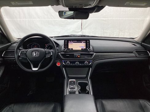 Used 2018 Honda Accord Touring image 28