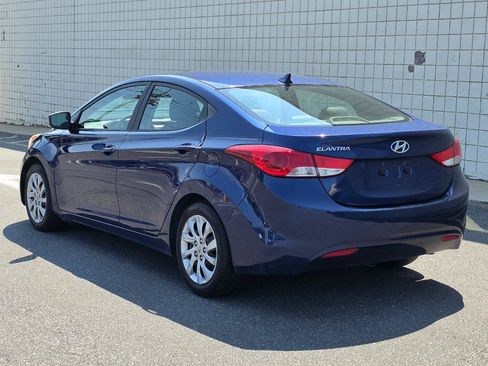 Used 2013 Hyundai Elantra GLS FWD image 5