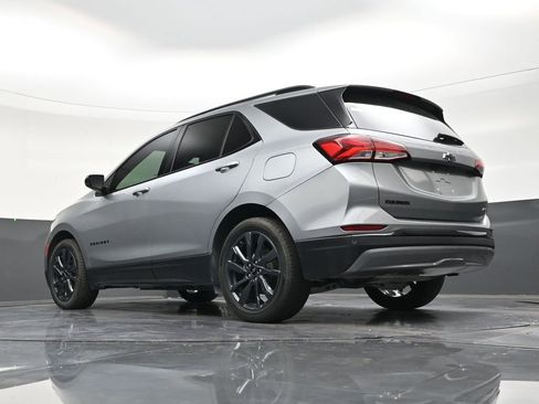 Used 2024 Chevrolet Equinox RS image 23