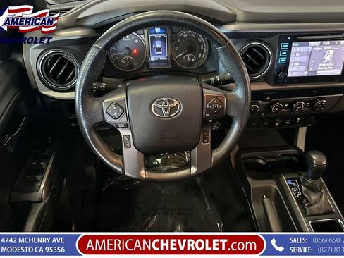 Used 2019 Toyota Tacoma TRD Off-Road AWD/4WD image 17