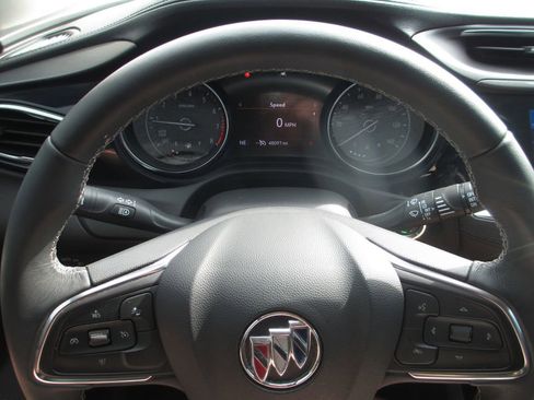 Used 2023 Buick Encore GX Preferred FWD image 23