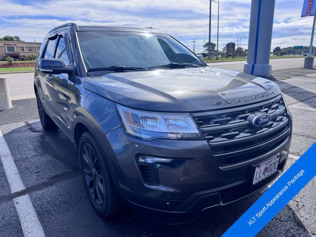 Used 2019 Ford Explorer XLT w/ Equipment Group 202A AWD/4WD image 7