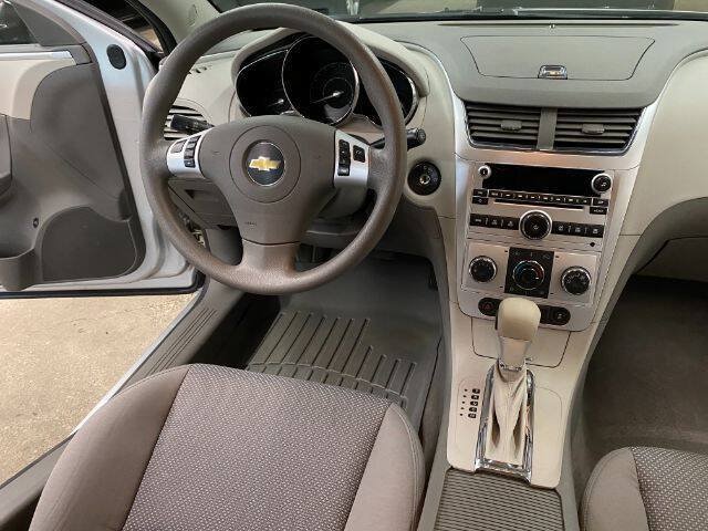 Used 2012 Chevrolet Malibu LS w/ LS Uplevel Package FWD image 16