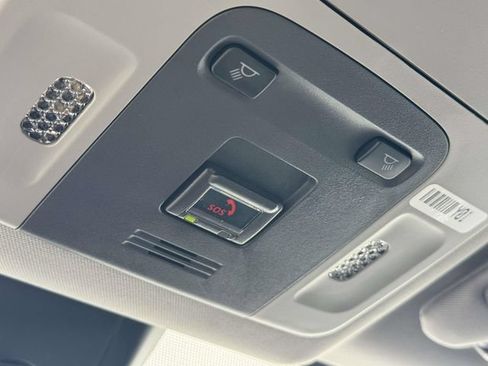Certified 2023 Toyota Camry SE FWD image 13