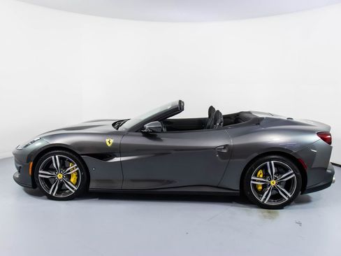 Certified 2019 Ferrari Portofino image 9