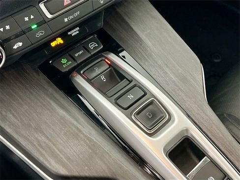 Used 2018 Honda Clarity Touring image 15