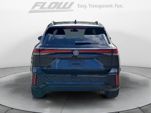 New 2026 Volkswagen Tiguan SE R-Line FWD image 6