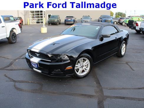 Used 2014 Ford Mustang Convertible w/ Equipment Group 102A image 10