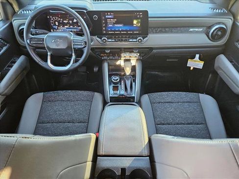 Used 2024 Chevrolet Colorado ZR2 w/ Safety Package image 19