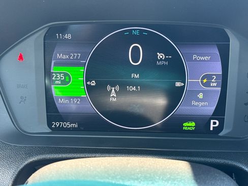 Used 2023 Chevrolet Bolt LT w/ Infotainment Package FWD image 23