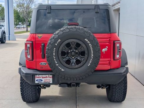 Used 2022 Ford Bronco Badlands w/ Sasquatch Package AWD/4WD image 4