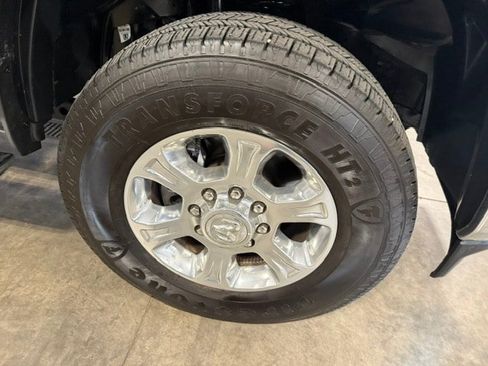 Used 2025 RAM 2500 Big Horn AWD/4WD image 4
