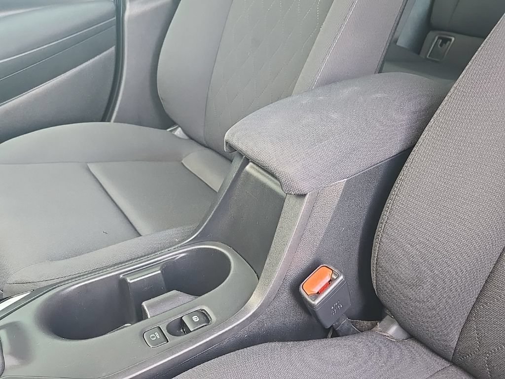 Used 2024 Toyota Corolla LE FWD image 30