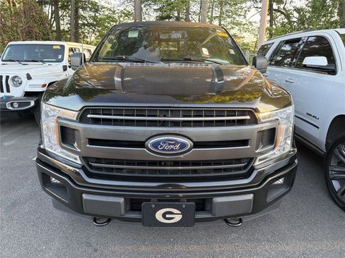 Used 2018 Ford F150 XLT w/ Equipment Group 302A Luxury image 2