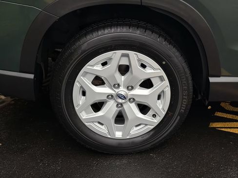Certified 2023 Subaru Forester AWD/4WD image 12