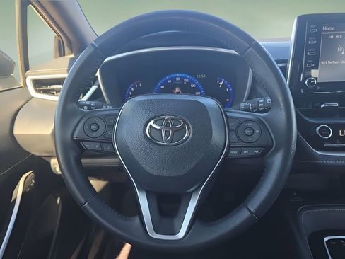 Used 2020 Toyota Corolla XSE image 29