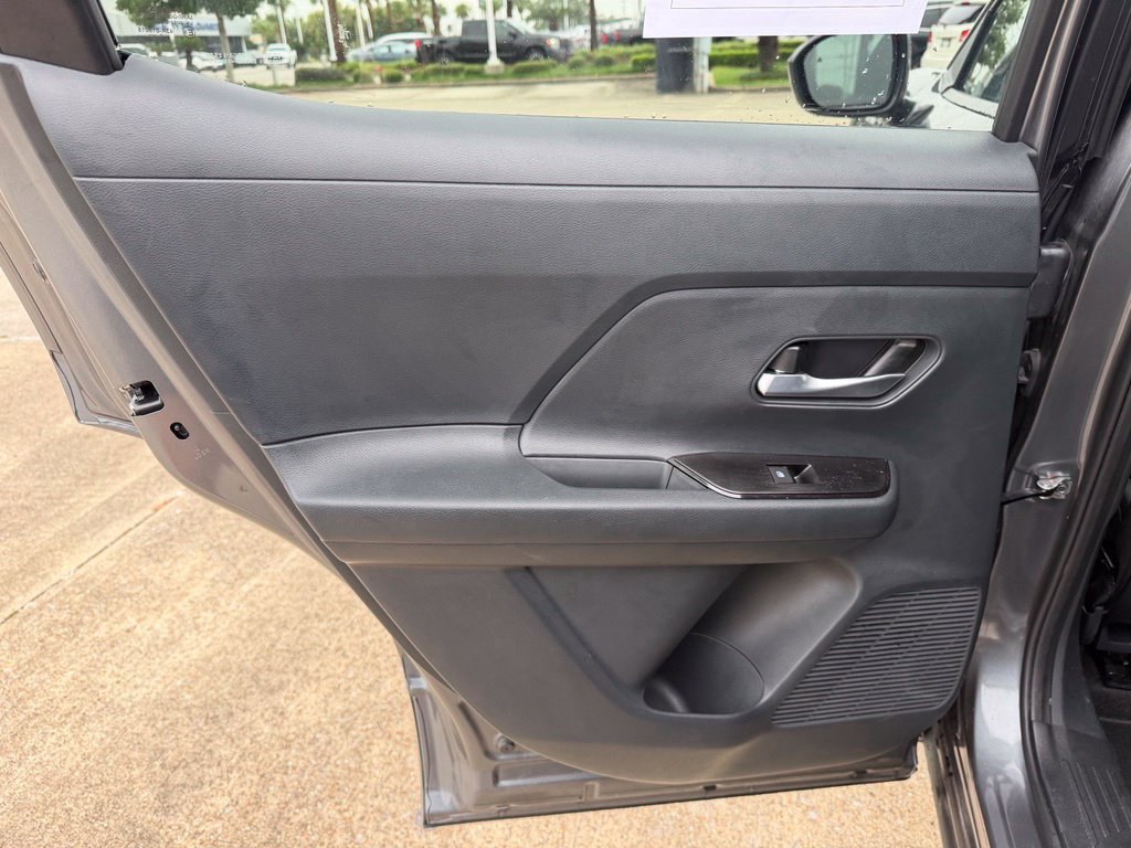 Used 2026 Nissan Kicks SV FWD image 12
