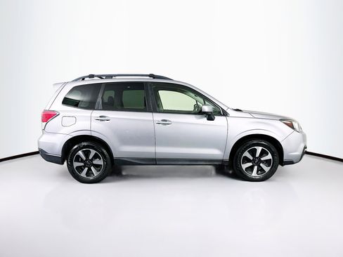 Used 2018 Subaru Forester 2.5i Premium AWD/4WD image 10