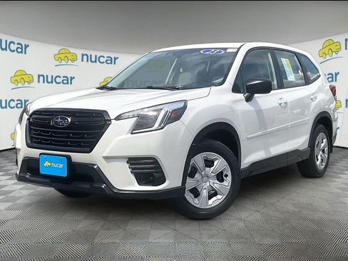 Used 2023 Subaru Forester AWD/4WD image 3