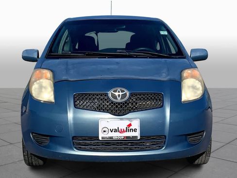 Used 2008 Toyota Yaris 2-Door Hatchback image 4