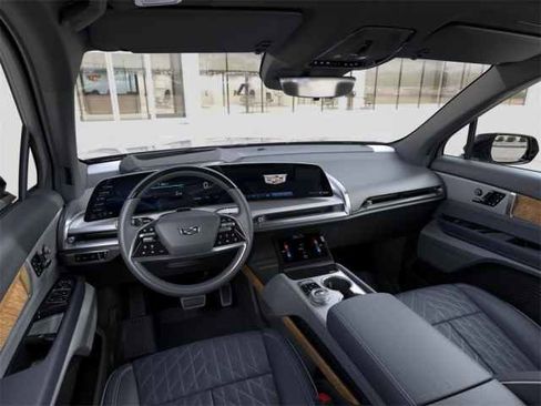 New 2026 Cadillac Vistiq Premium Luxury w/ LPO, Floor Liner Package image 16