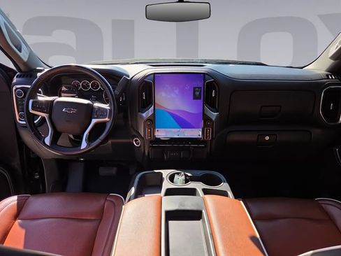 Used 2021 Chevrolet Silverado 1500 RST AWD/4WD image 12