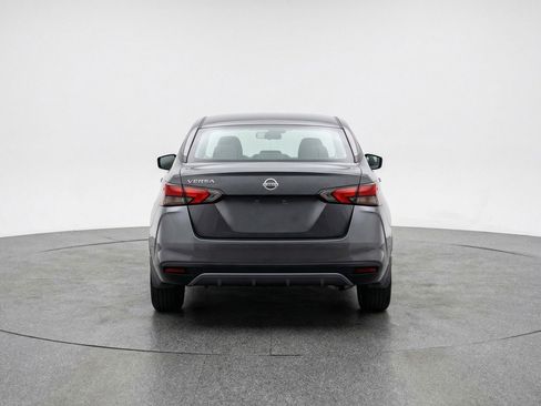 Used 2025 Nissan Versa SV image 7