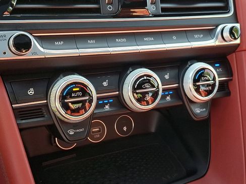 Certified 2023 Genesis G70 3.3T w/ Sport Prestige Package AWD/4WD image 18