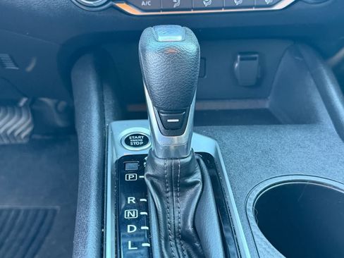 Used 2019 Nissan Altima 2.5 S FWD image 16