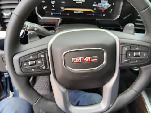 New 2026 GMC Sierra 1500 Elevation w/ Preferred Package AWD/4WD image 18