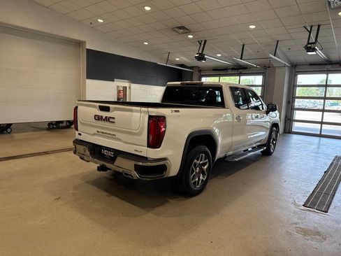 Used 2023 GMC Sierra 1500 SLT AWD/4WD image 7