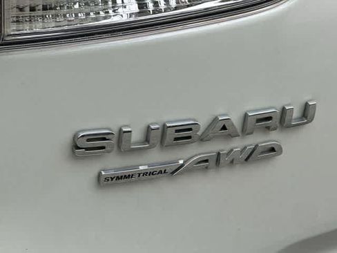 Used 2020 Subaru Forester Premium AWD/4WD image 18