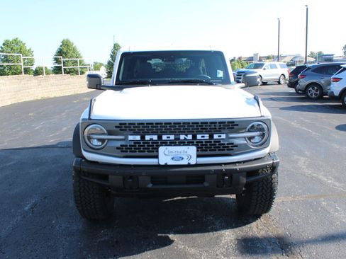 New 2025 Ford Bronco Badlands AWD/4WD image 3