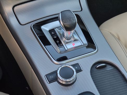 Used 2017 Mercedes-Benz SLC 300 image 27