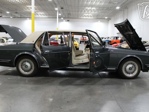 Used 1990 Rolls-Royce Silver Spur II RWD image 39