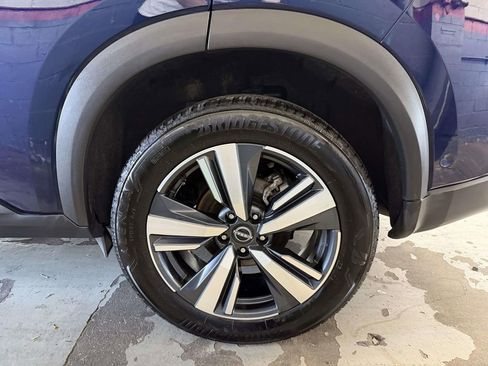 Used 2026 Nissan Rogue SL AWD/4WD image 5