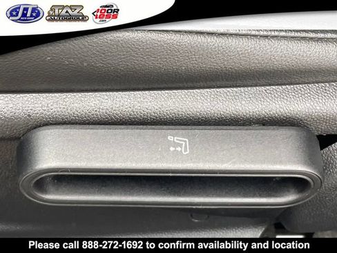 Used 2020 MINI Cooper 2-Door Hardtop image 13