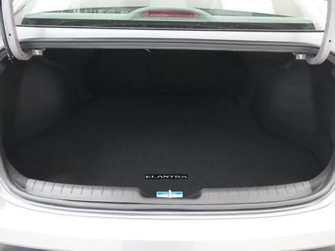 New 2026 Hyundai Elantra SEL Sport image 22