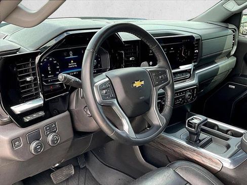 Used 2023 Chevrolet Silverado 1500 LTZ w/ Technology Package RWD image 14